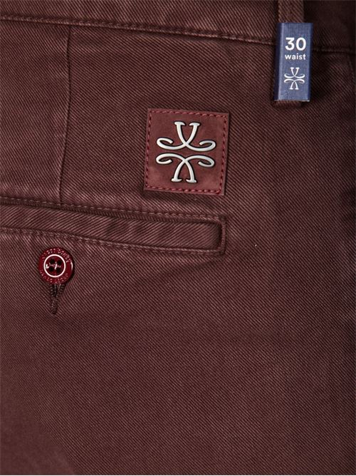 Pantalone da uomo in cotone stretch, chino, vita bassa, colore bordeaux JACOB COHEN | P0001001S4216TRP87